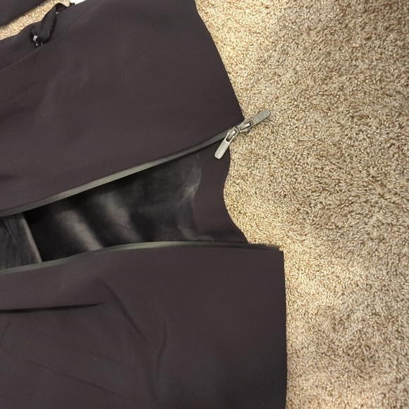 Lululemon repelshell rain jacket - Picture 3 of 6